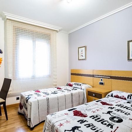 Piso Vacacional En La Playa De Rodeira Apartment กันกาส เด มอร์ราโซ ภายนอก รูปภาพ
